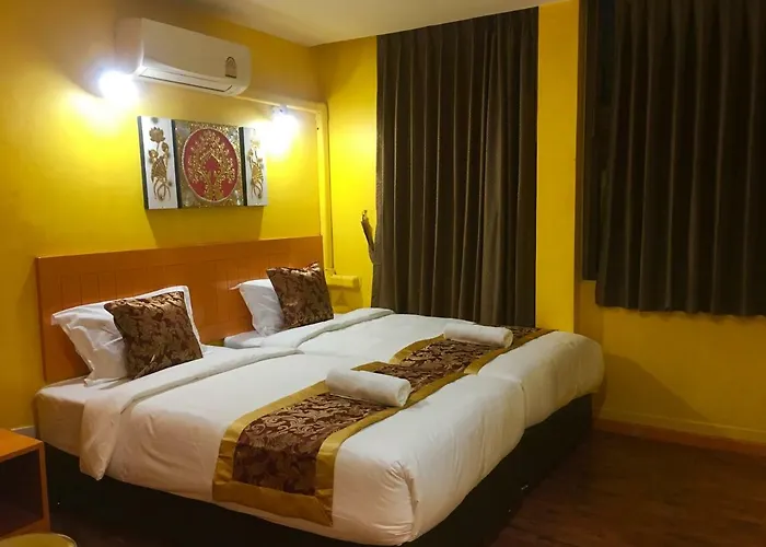 Wow Guesthouse 3*